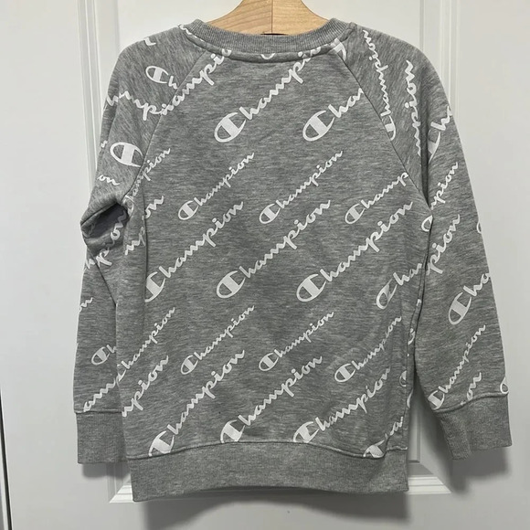 Champion® || Girls Allover Script Fleece
Sweatshirt Long Sleeve Size Medium - Picture 6 of 7